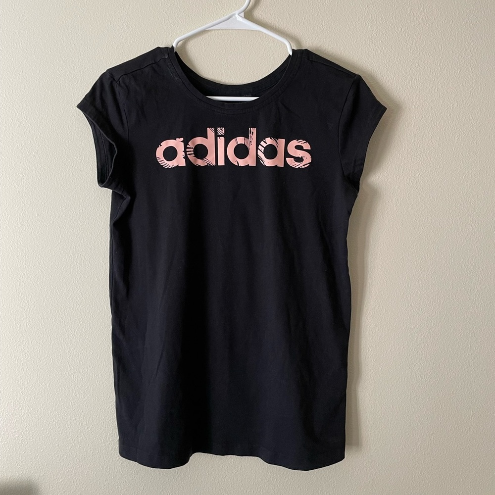 Adidas Short Sleeve Graphic Tee in Black